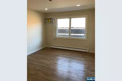 127 68th Street 15 #15, Guttenberg, NJ 07093 - Photo 2