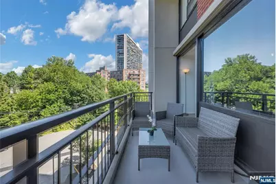 4 Horizon Road 631 #631, Fort Lee, NJ 07024 - Photo 18