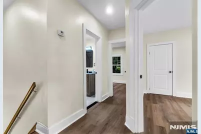 60 Fulton Street, East Orange, NJ 07017 - Photo 32