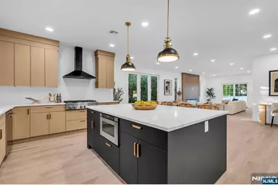 515 Salem Street, Paramus, NJ 07652 - Photo 18
