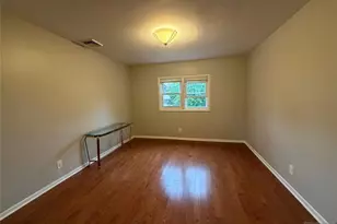 143 4th Street 2, Ridgefield Park, NJ 07660 - Photo 4
