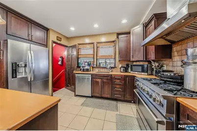 20 Berkeley Street, Maplewood, NJ 07040 - Photo 8