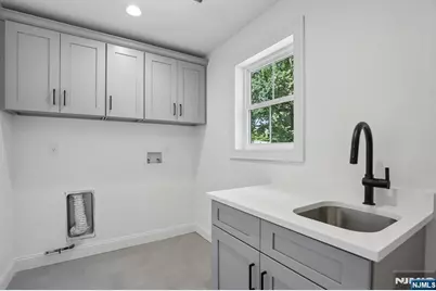 14 Maplewood, Livingston, NJ 07039 - Photo 24