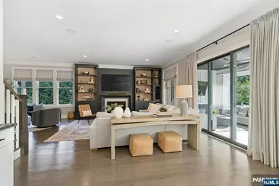 790 W Saddle River Road, Ho Ho Kus, NJ 07423 - Photo 14