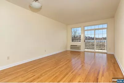 1100 River Road 202 #202, Edgewater, NJ 07020 - Photo 8