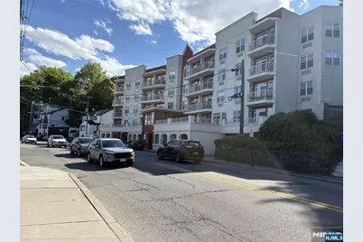 1100 River Road 202 #202, Edgewater, NJ 07020 - Photo 1