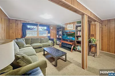 9 Barton Lane, Hopatcong, NJ 07843 - Photo 20