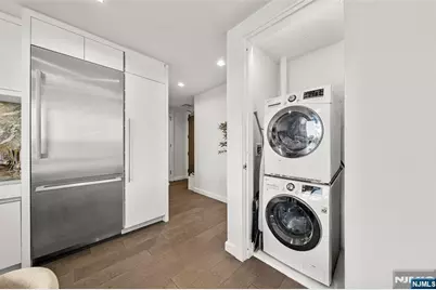 320 Adolphus Avenue 914 #914, Cliffside Park, NJ 07010 - Photo 20