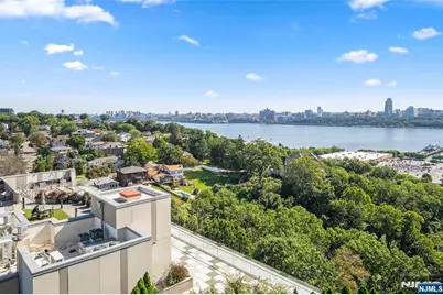 320 Adolphus Avenue 914 #914, Cliffside Park, NJ 07010 - Photo 2