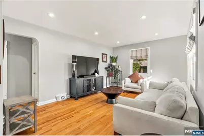26 Mount Vernon Street, Nutley, NJ 07110 - Photo 8