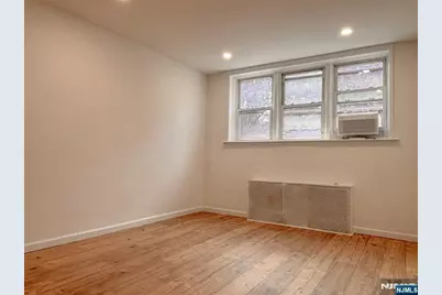2160 Center Avenue 1I #1I, Fort Lee, NJ 07024 - Photo 8