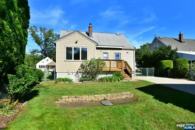 39-02 Jasper Road, Fair Lawn, NJ 07410 - Photo 34