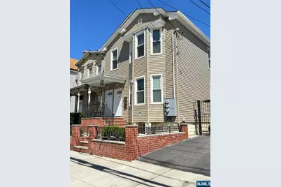 248 Prospect Avenue 2nd Floor #2nd floor, Bayonne, NJ 07002 - Photo 1