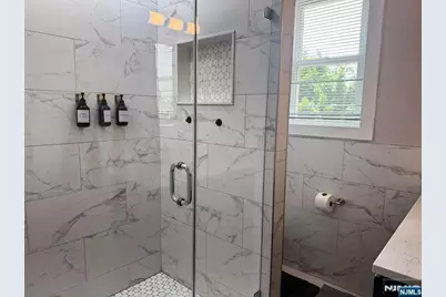 248 Prospect Avenue 2nd Floor #2nd floor, Bayonne, NJ 07002 - Photo 16