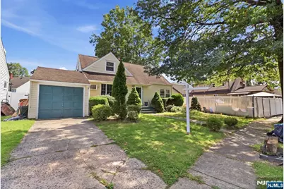 2 Yolanda Place, Lodi, NJ 07644 - Photo 2