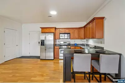 85 Broadway 3C #3C, Jersey City, NJ 07306 - Photo 8