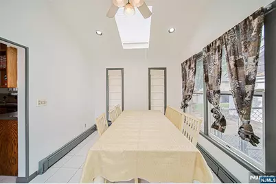 709 Kingsland Avenue, Ridgefield, NJ 07657 - Photo 20