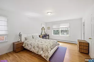 538 4th St, Palisades Park, NJ 07650 - Photo 18