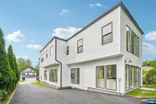 68 N Livingston Ave, Livingston, NJ 07039 - Photo 32