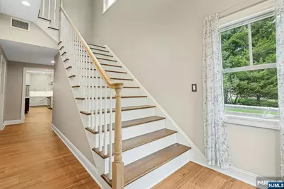 21 Crescent Avenue, Mahwah, NJ 07430 - Photo 18