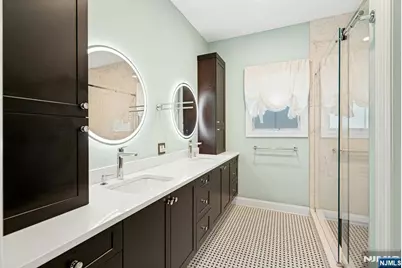 21 Crescent Avenue, Mahwah, NJ 07430 - Photo 12