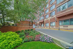 100 Old Palisade Road 2314, Fort Lee, NJ 07024 - Photo 30
