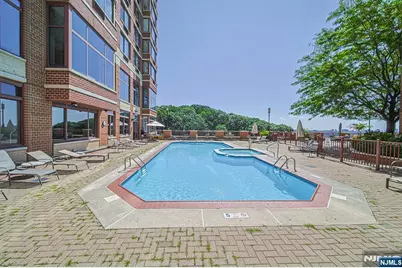 100 Old Palisade Road 2314 #2314, Fort Lee, NJ 07024 - Photo 2