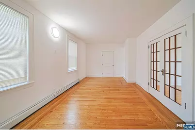 334 Broad Avenue, Ridgefield, NJ 07657 - Photo 8