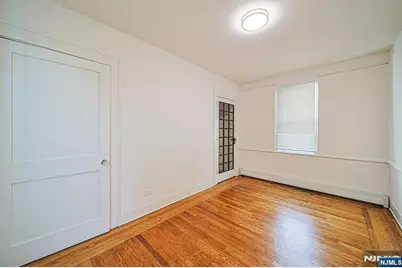 334 Broad Avenue 1st Fl #1st Fl, Ridgefield, NJ 07657 - Photo 12