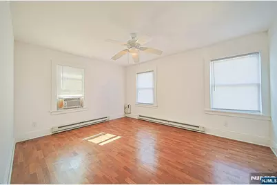 334 Broad Avenue 2nd Fl #2nd Fl, Ridgefield, NJ 07657 - Photo 12