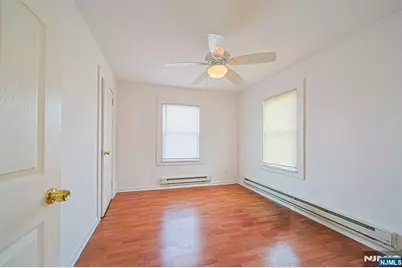 334 Broad Avenue 2nd Fl #2nd Fl, Ridgefield, NJ 07657 - Photo 10