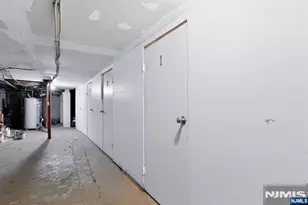 595 Jersey Ave 1, Jersey City, NJ 07302 - Photo 32