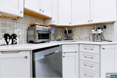 595 Jersey Avenue 1 #1, Jersey City, NJ 07302 - Photo 24