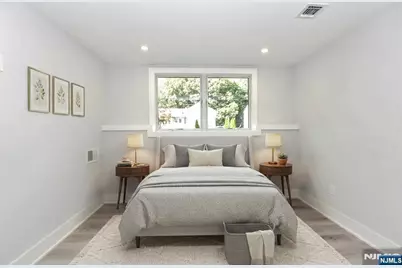 38-28 Brookside Avenue, Fair Lawn, NJ 07410 - Photo 32