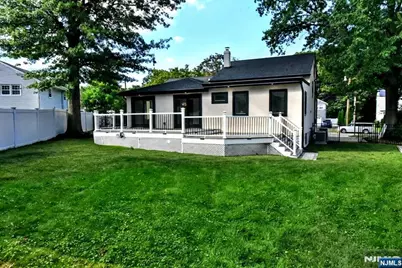 38-28 Brookside Avenue, Fair Lawn, NJ 07410 - Photo 44