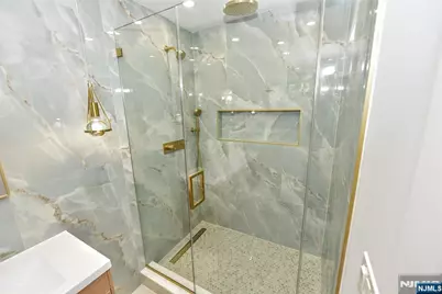 38-28 Brookside Avenue, Fair Lawn, NJ 07410 - Photo 22