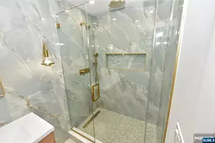 38-28 Brookside Ave, Fair Lawn, NJ 07410 - Photo 22