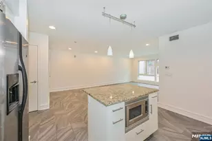 310 Cliff Ln C002D, Cliffside Park, NJ 07010 - Photo 6