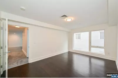 310 Cliff Lane C002D #C002D, Cliffside Park, NJ 07010 - Photo 16