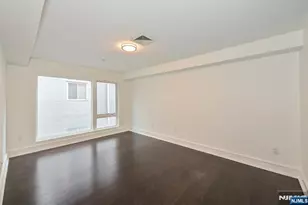 310 Cliff Ln C002D, Cliffside Park, NJ 07010 - Photo 18