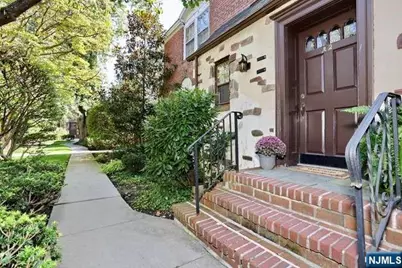 185 E Palisade Avenue A2A #A2A, Englewood, NJ 07631 - Photo 2