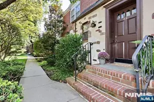 185 E Palisade Ave A2A, Englewood, NJ 07631 - Photo 2