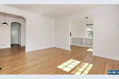 185 E Palisade Avenue A2A #A2A, Englewood, NJ 07631 - Photo 10