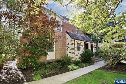 185 E Palisade Avenue A2A #A2A, Englewood, NJ 07631 - Photo 1