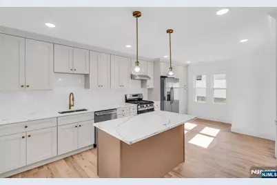 17 Midland Avenue, Kearny, NJ 07032 - Photo 18