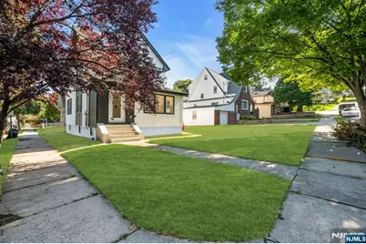 17 Midland Avenue, Kearny, NJ 07032 - Photo 8