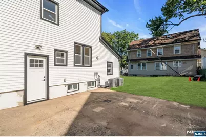 17 Midland Avenue, Kearny, NJ 07032 - Photo 38