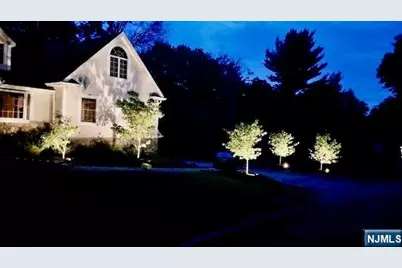 8 Le Roy Place, Park Ridge, NJ 07656 - Photo 46