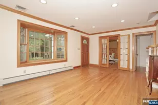 8 Le Roy Pl, Park Ridge, NJ 07656 - Photo 8