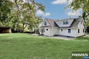 8 Le Roy Pl, Park Ridge, NJ 07656 - Photo 40
